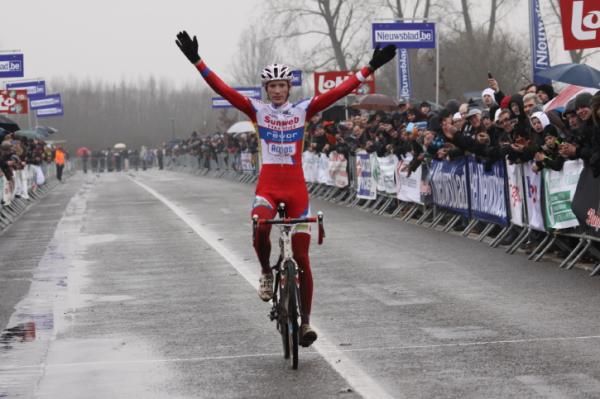After winning last week's 'cross on Middelkerke this is the second victory of the season for Klaas Vantornout (Sunweb-Revor).