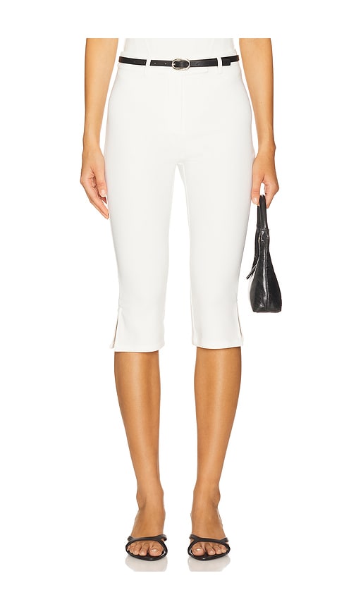Harlow Capri
