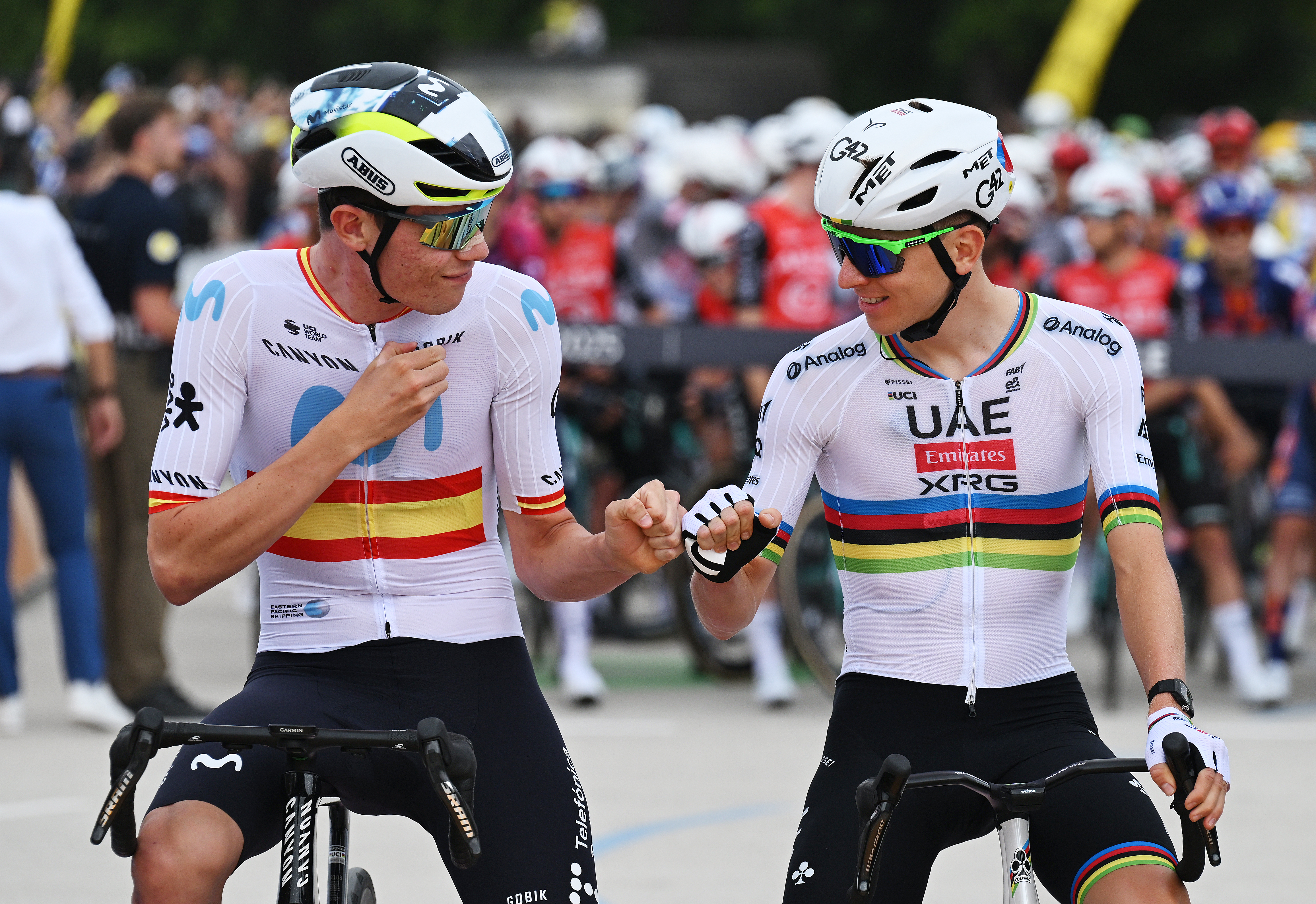 LILLE, FRANCE - JULY 05: (L-R) Ivan Romeo of Spain and Team Movistar and Tadej Pogacar of Slovenia and UAE Team Emirates - XRG prior to the 112th Tour de France 2025, Stage 1 a 184.9km stage from Lille to Lille / #UCIWT / on July 05, 2025 in Lille, France. (Photo by Tim de Waele/Getty Images)