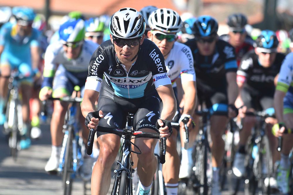 Etixx-QuickStep on the front.
