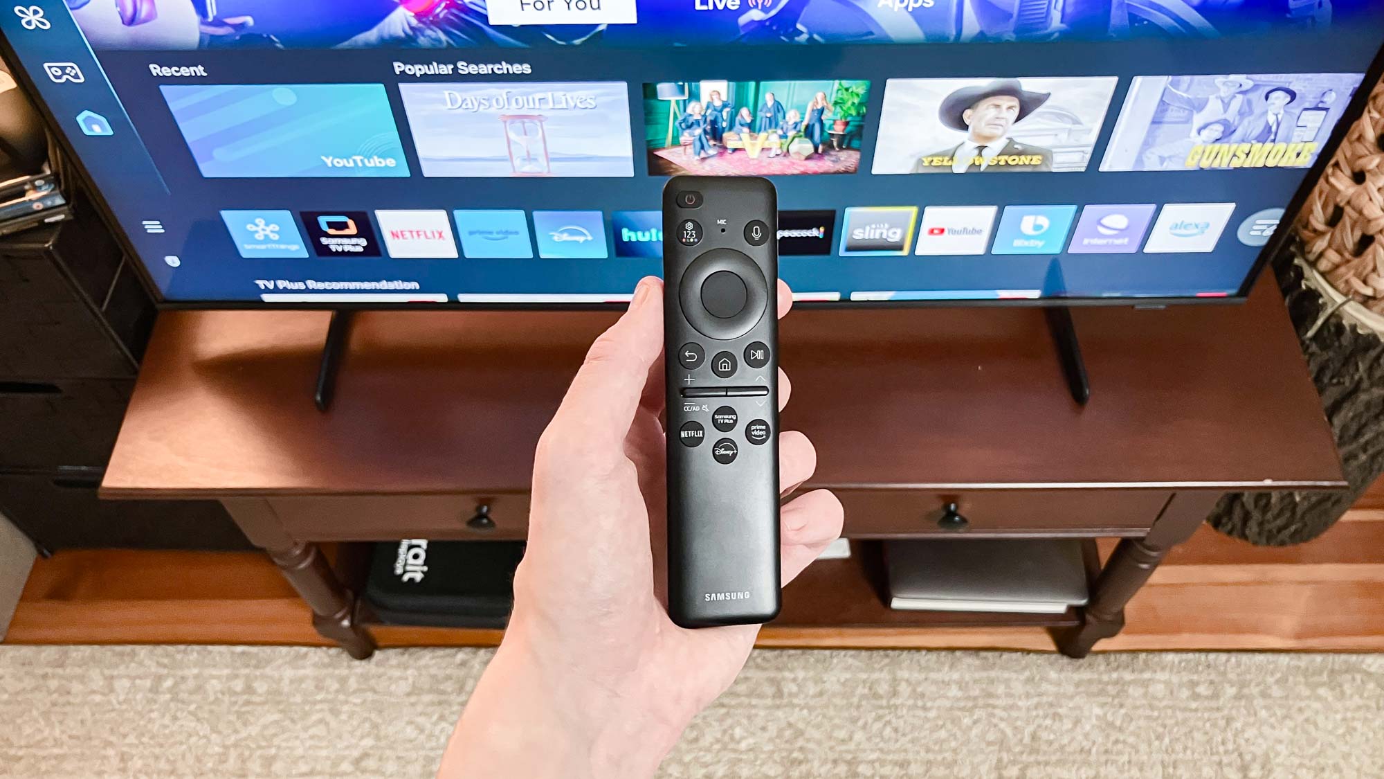 Samsung Q60D QLED TV remote