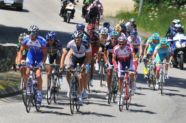 'Cross riders Zdenek Stybar (Quick Step) and Niels Albert (BKCP - Powerplus) set the pace.