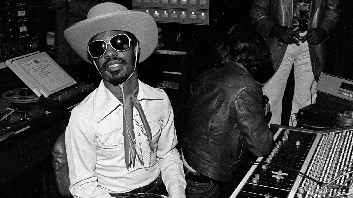 UNITED STATES - SEPTEMBER 22: Photo of Stevie WONDER; Stevie Wonder promoting the album Songs In The Key Of Life, dressed as cowboy (Photo by Richard E. Aaron/Redferns)