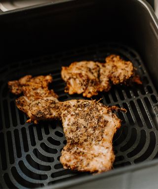 Cooking chicken in the COSORI TurboBlaze air fryer