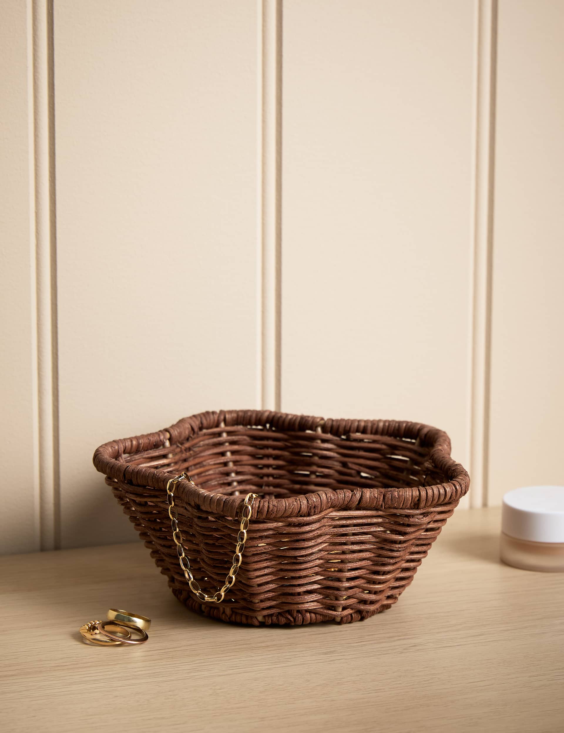 Small Scallop Rattan Trinket Bowl