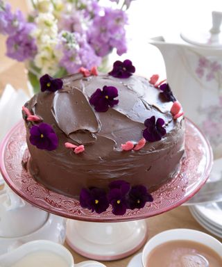 pansies on chocolate cake
