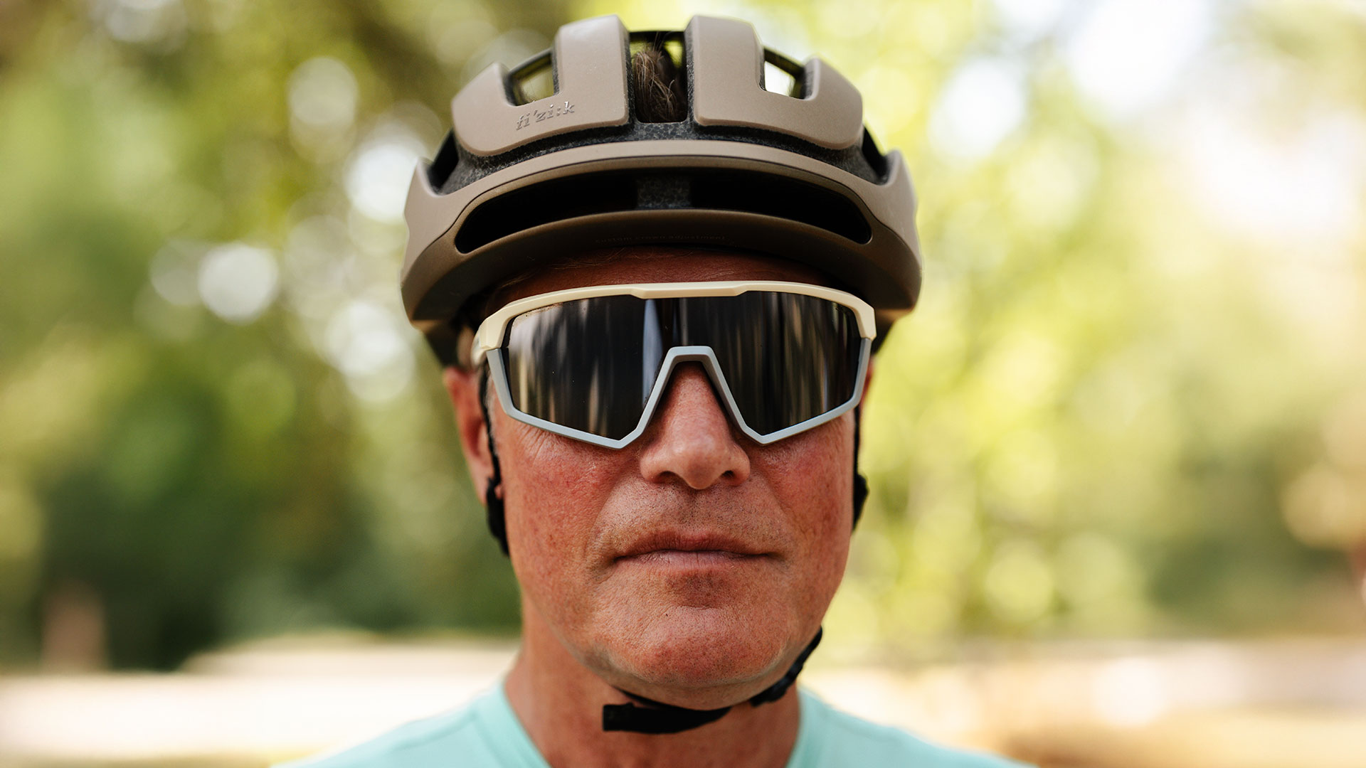 Fizik Kudo worn by rider, pictured from front