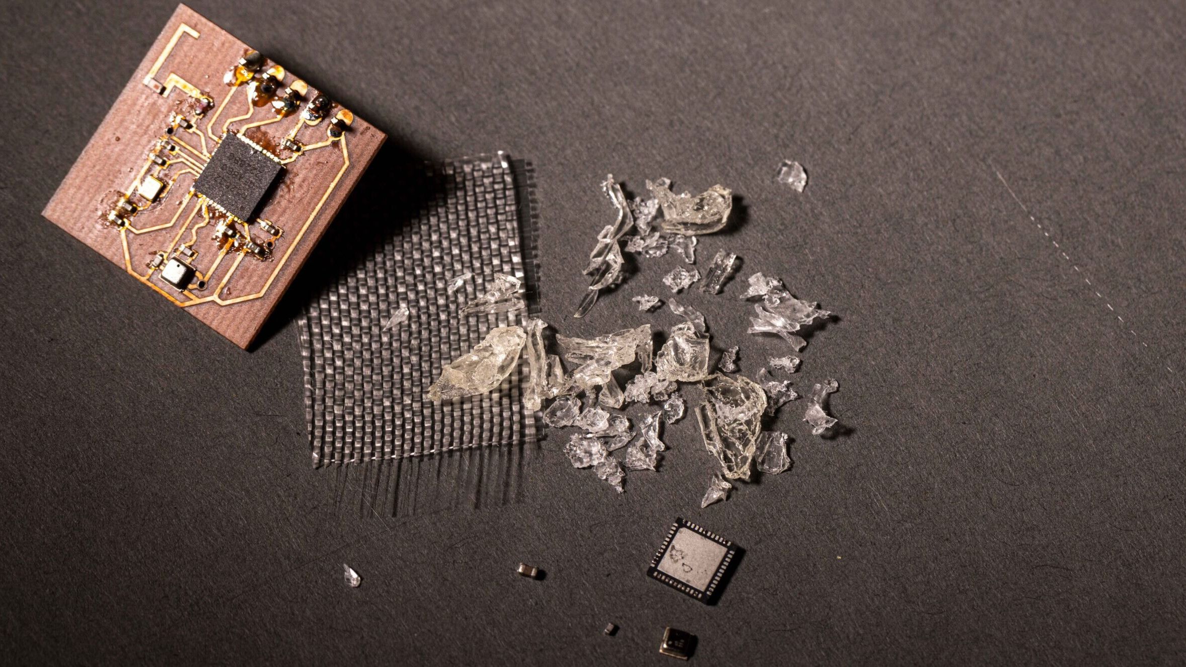 Researchers develop recyclable printed circuit boards | Audio Science ...