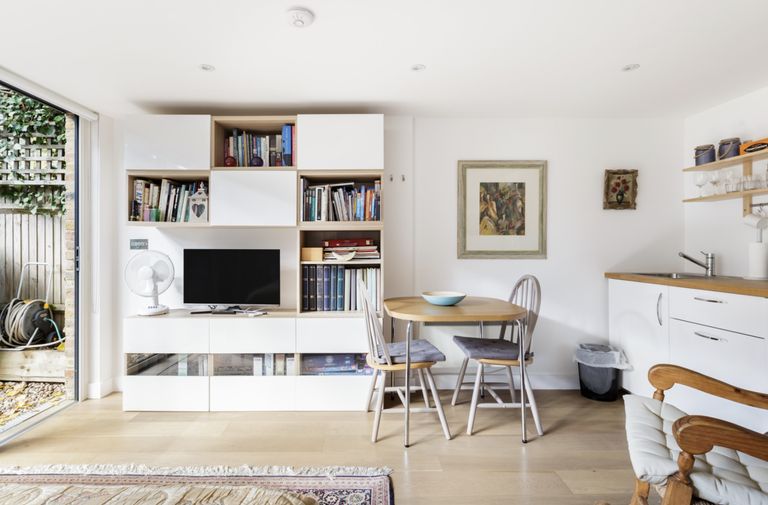 Airbnbs in London, Maida Vale 
