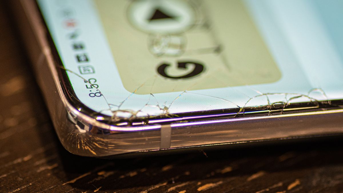 I almost didn’t screw up the self-repair on my Samsung Galaxy S21 Ultra