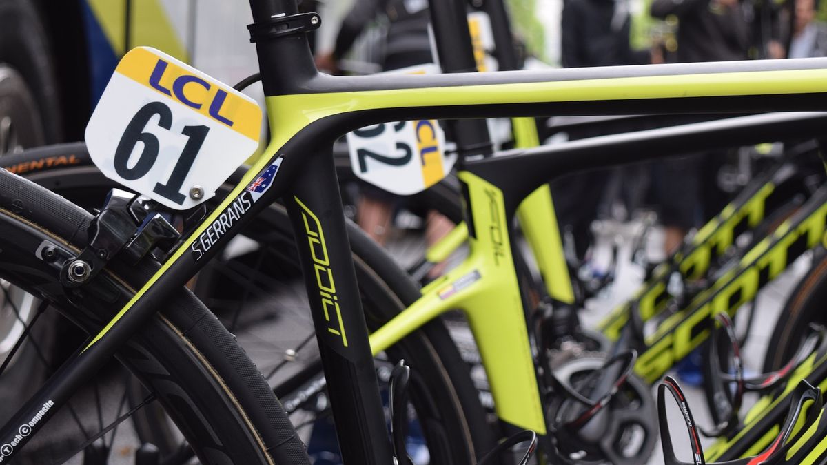 Simon Gerrans rode the Scott Addict for stage 1, whilst his Orica-Scott teammates opted for the aero Foil model
