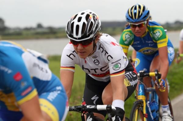 Ina Yoko Teutenberg (HTC-HighRoad) in the break