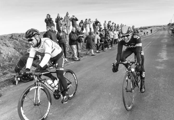 The effort of sprinting shows on Peter Kennaugh's face