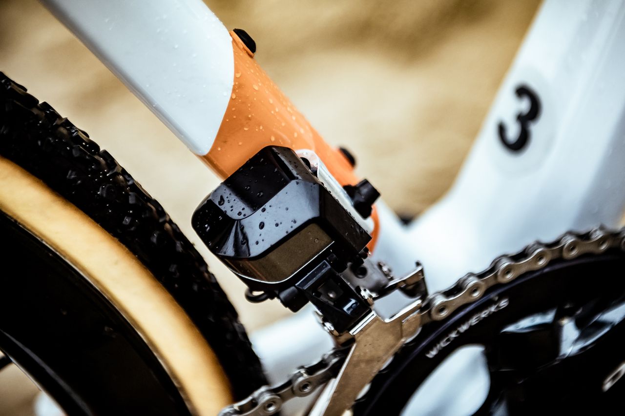 Ceylin del Carmen Alvarado's Canyon Inflite CF SLX cyclo cross bike