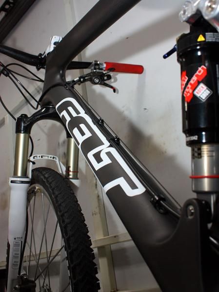 Felt takes advantage of the tapered head tube's extra real estate with a giant triangular-profile down tube.