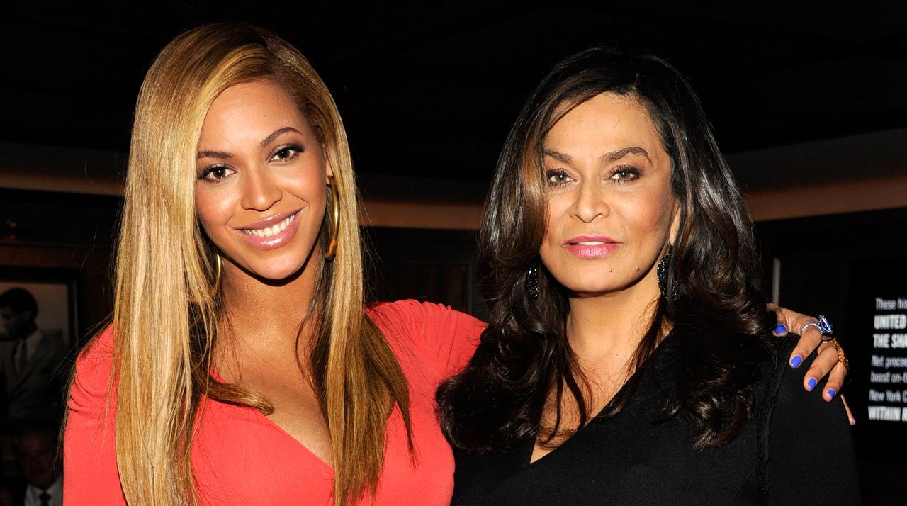  Beyonce and Tina Knowles attend the after party following Jay-Z&#039;s concert at Carnegie Hall to benefit The United Way Of New York City and the Shawn Carter Foundation at the 40 / 40 Club on February 6, 2012 in New York City. 