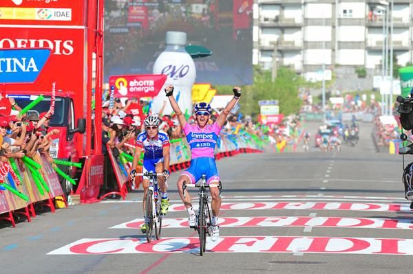 Stage winner Francesco Gavazzi (Lampre-ISD) had too much finishing speed for Kristof Vandewalle (Quick Step).