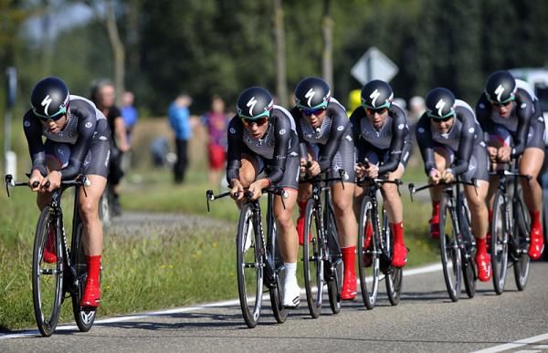 Team Specialized - Lululemon pedals toward victory