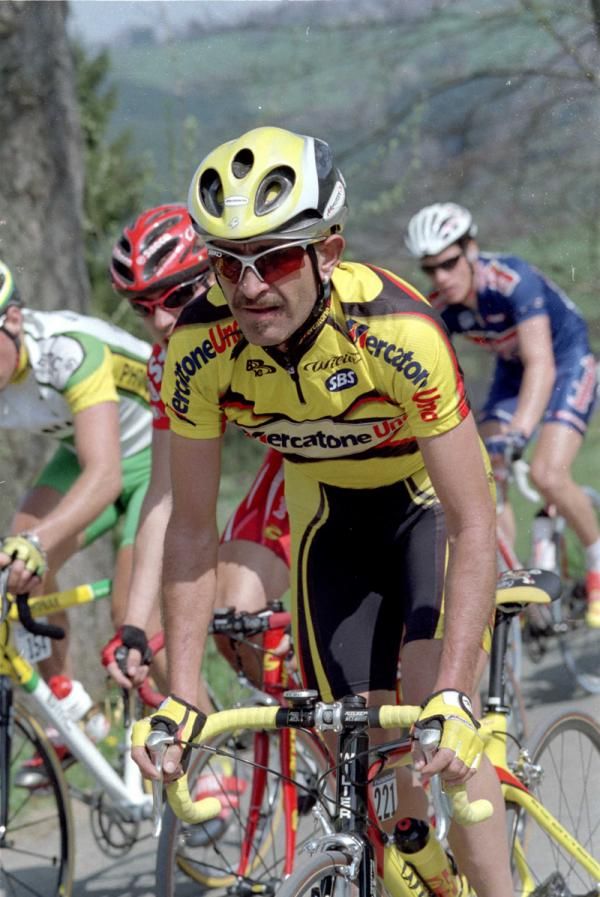 Marco Pantani riding Liege in 1998