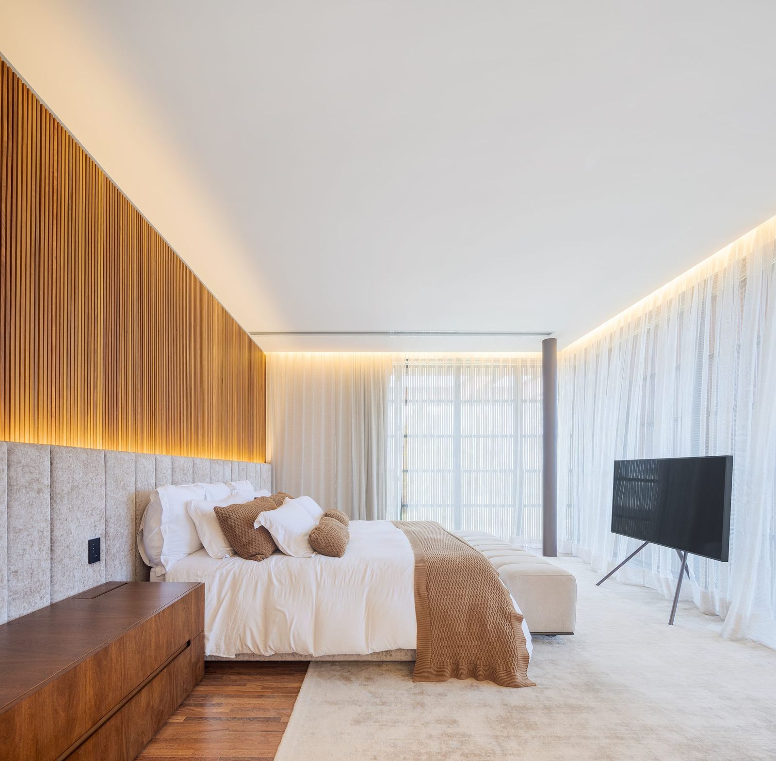 Fernanda Marques designs expansive São José dos Campos home | Wallpaper*