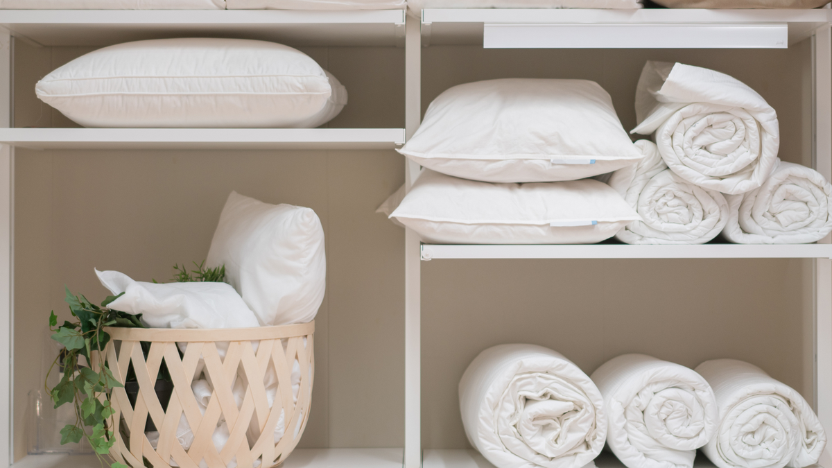 5 façons d'organiser une armoire à linge et de la garder bien rangée