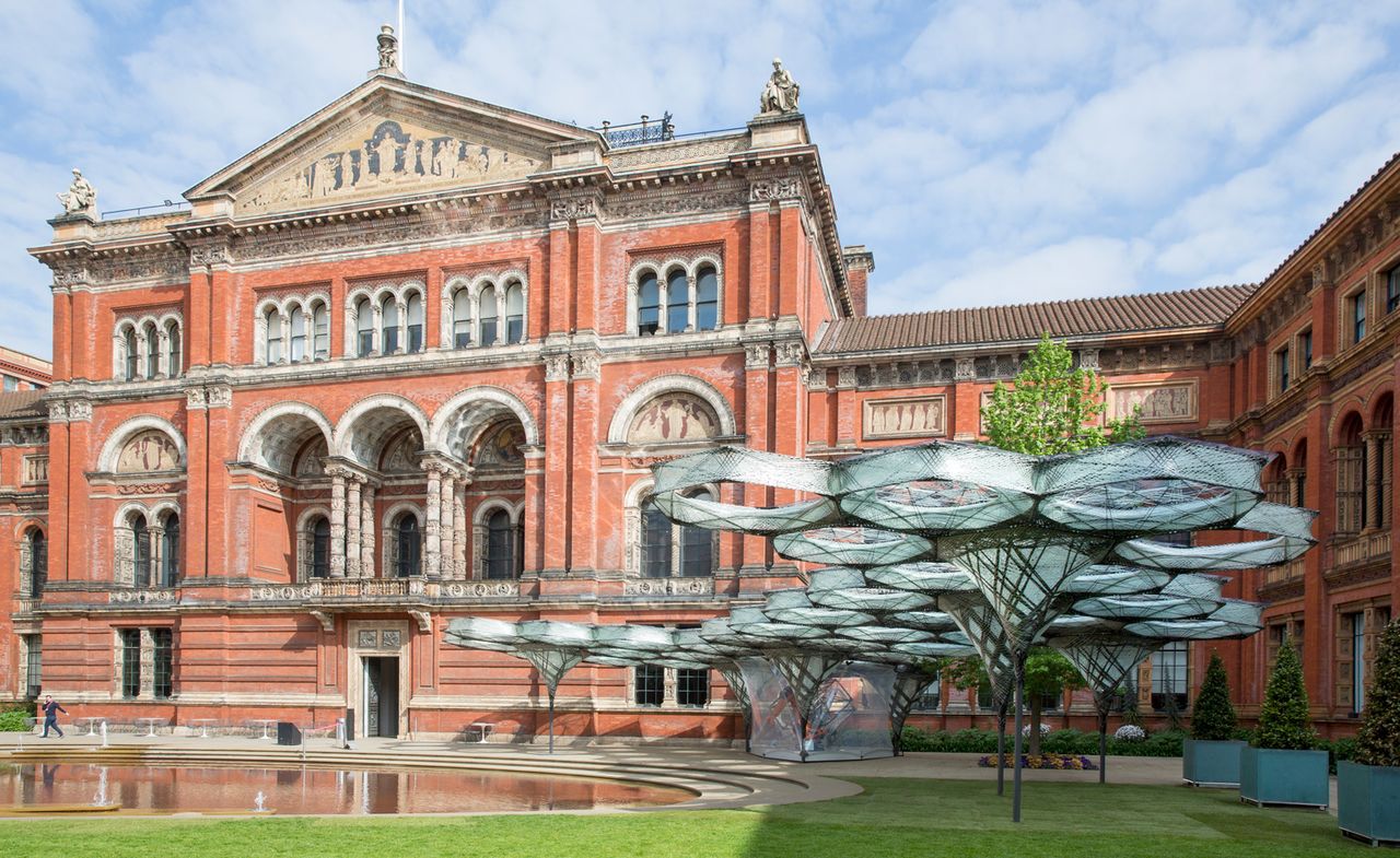 New pavilion exterior with courtyard