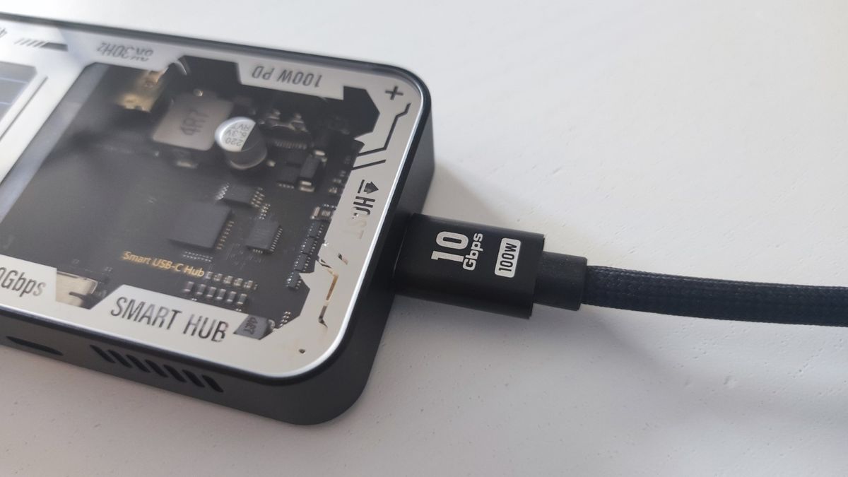 Dockcase Smart USB-C Hub 10-in-1 Explorer Edition