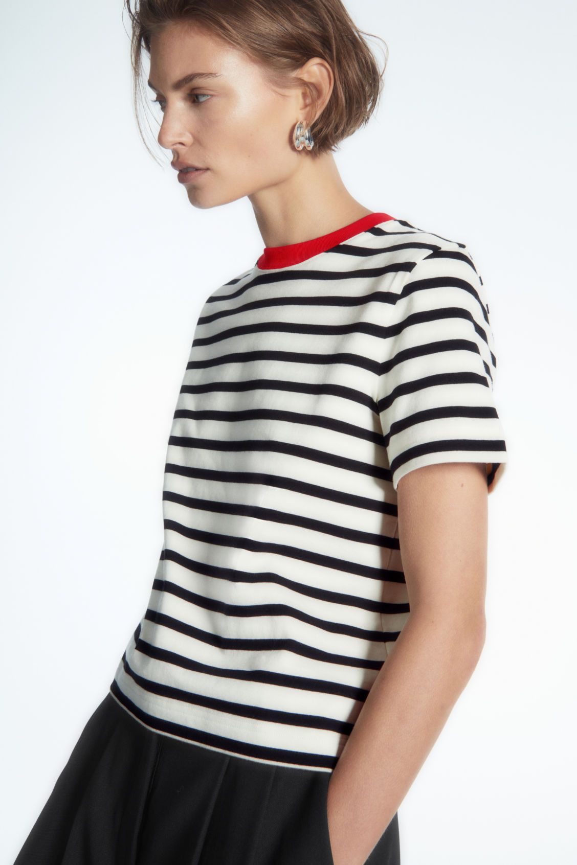 THE CLEAN CUT T-SHIRT