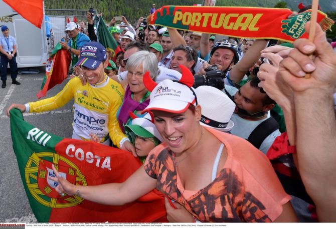 Rui Costa (Lampre-Merida) with his fans