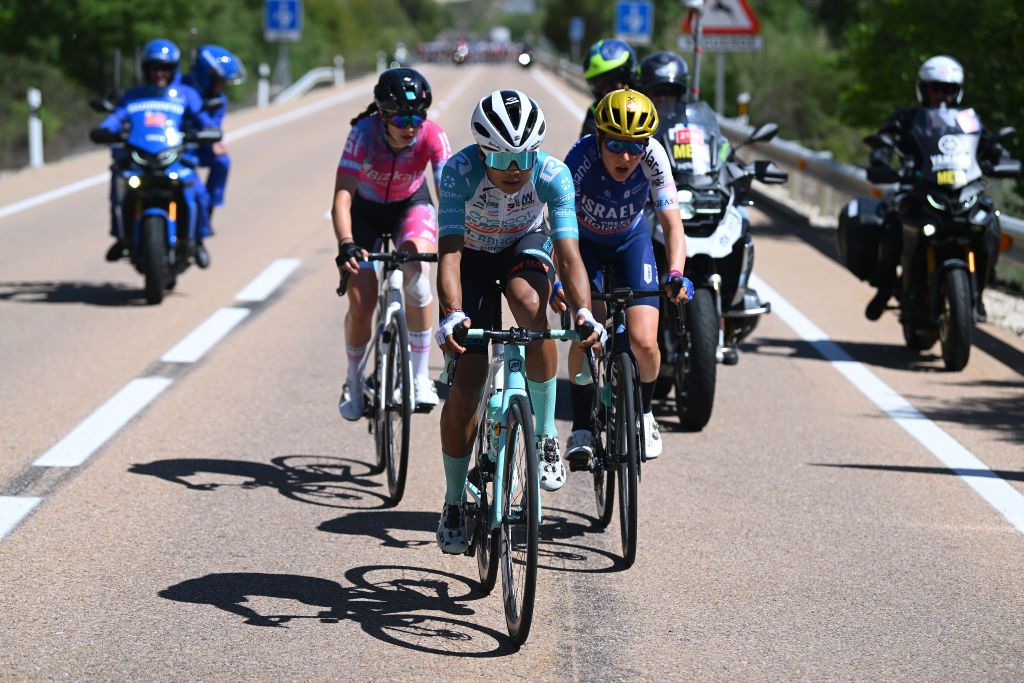 GUADALAJARA SPAIN MAY 04 LR Ana Vitoria Magalhes of Brasil and Team BizkaiaDurango Marina Varenyk of Ukraine and EneicatCM TeamSeguros Deportivos and Anna Kiesenhofer of Austria and Team IsraelPremier Tech Roland compete in the breakaway during the 9th La Vuelta Femenina 2023 Stage 4 a 1331km stage from Cuenca to Guadalajara UCIWWT on May 04 2023 in Guadalajara Spain Photo by Dario BelingheriGetty Images