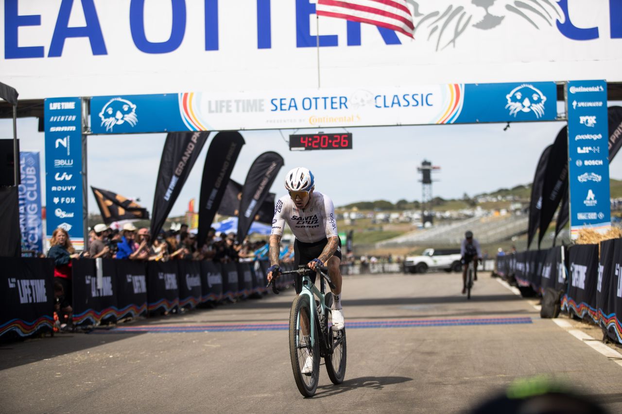 Keegan Swenson (Santa Cruz) crosses the finish line to claim victory at Sea Otter Gravel, the opening round of the 2025 Life Time Grand Prix Series