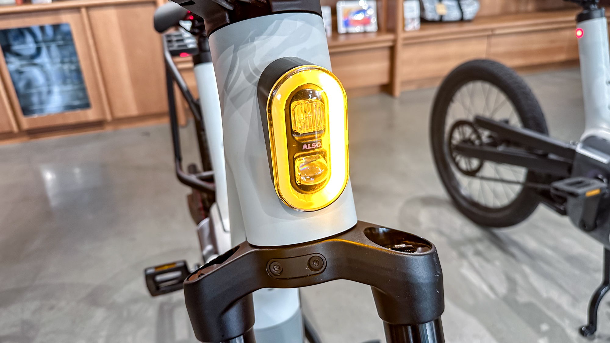 Also TM-B turn signal