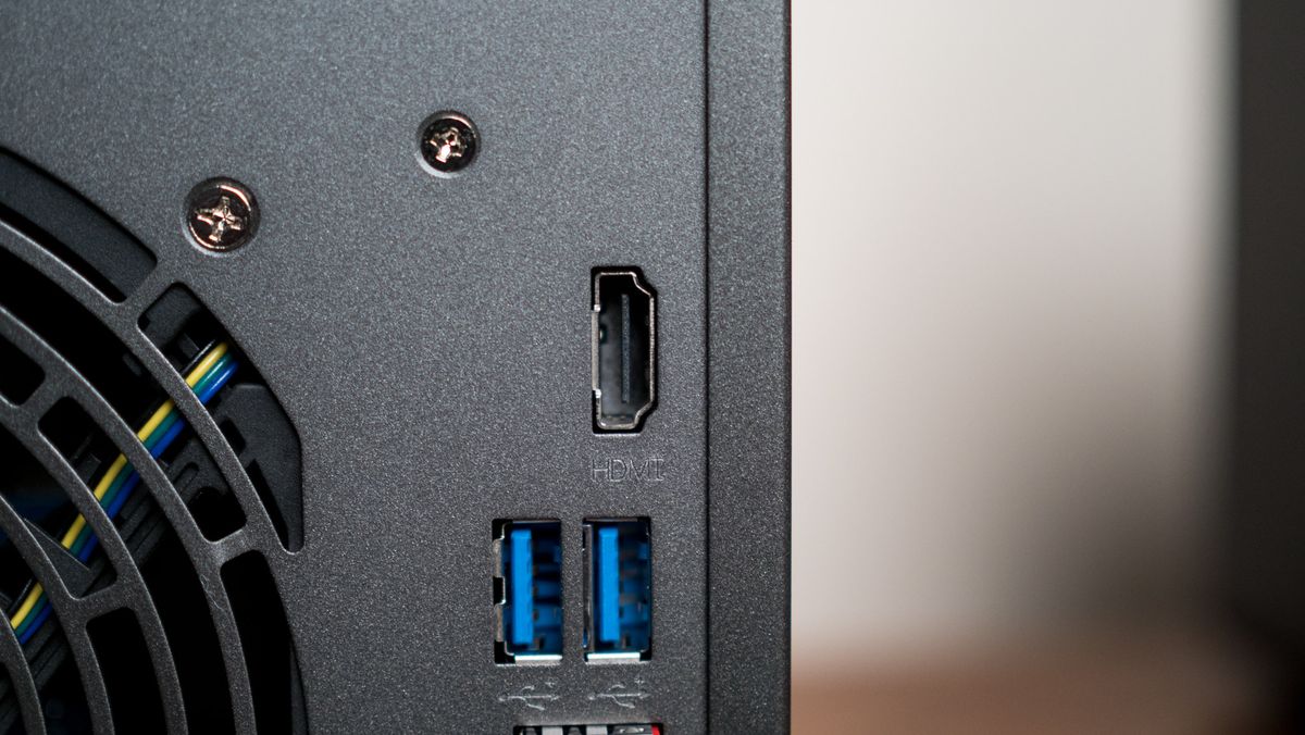 Asustor AS6604T NAS review
