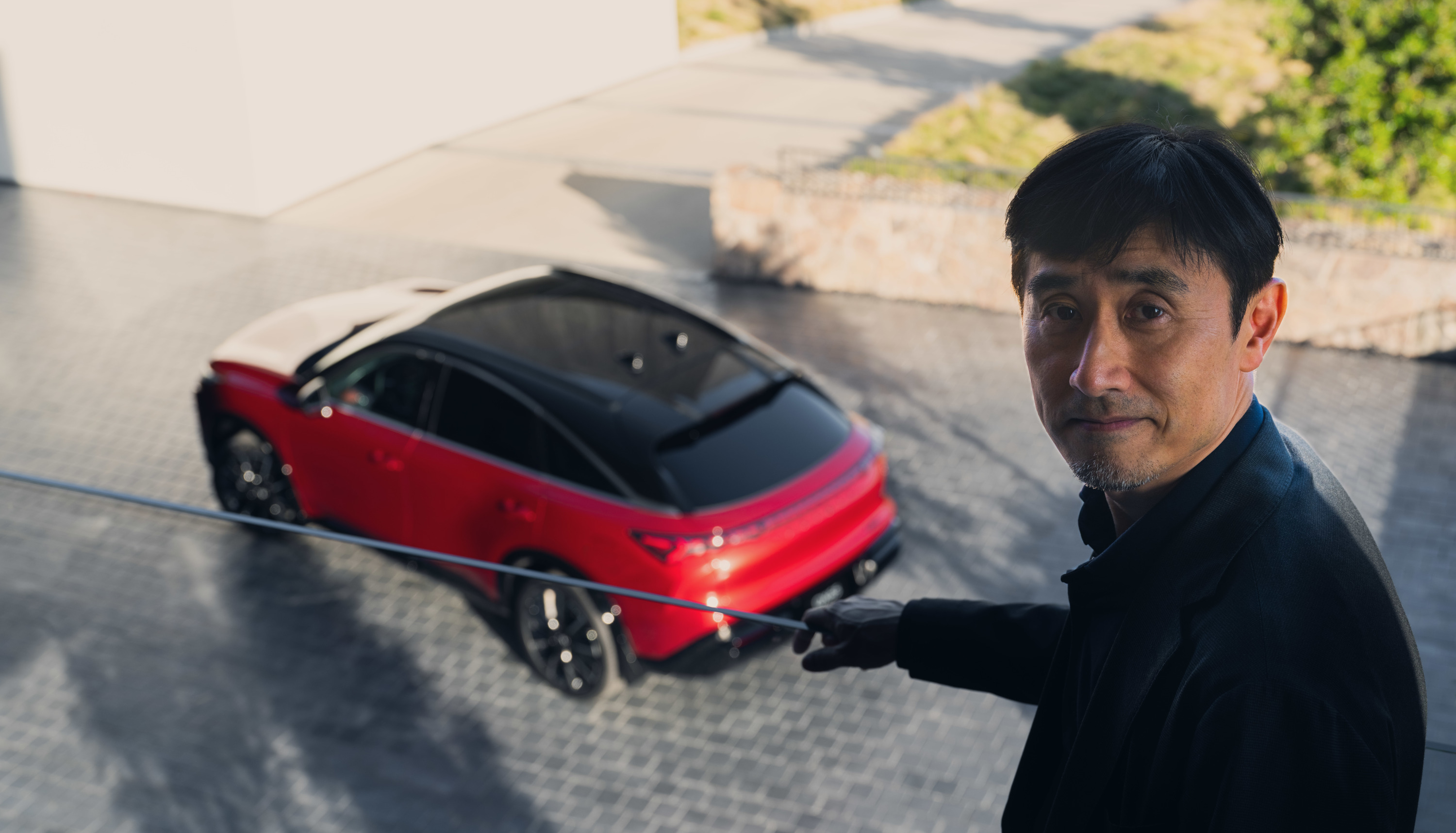 Taisuke Nakamura, Head of Global Infiniti Design, and the QX65