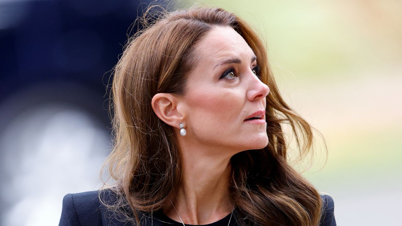 Kate Middleton&#039;s pearl earrings