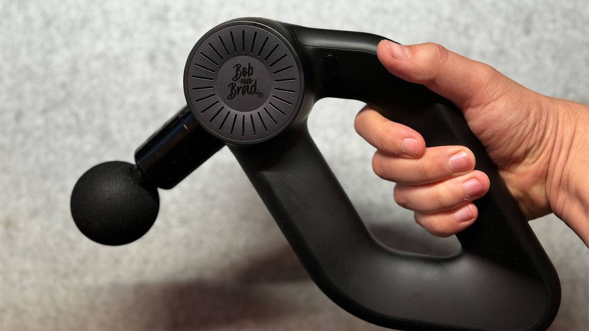 Bob & Brad D6 Pro massage gun review: Elite-tier percussive massage ...