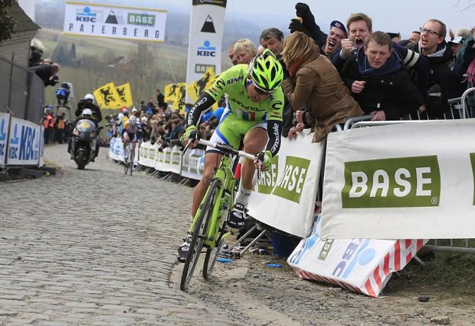 Peter Sagan could not hold the pace of Cancellara at the top of the Paterberg