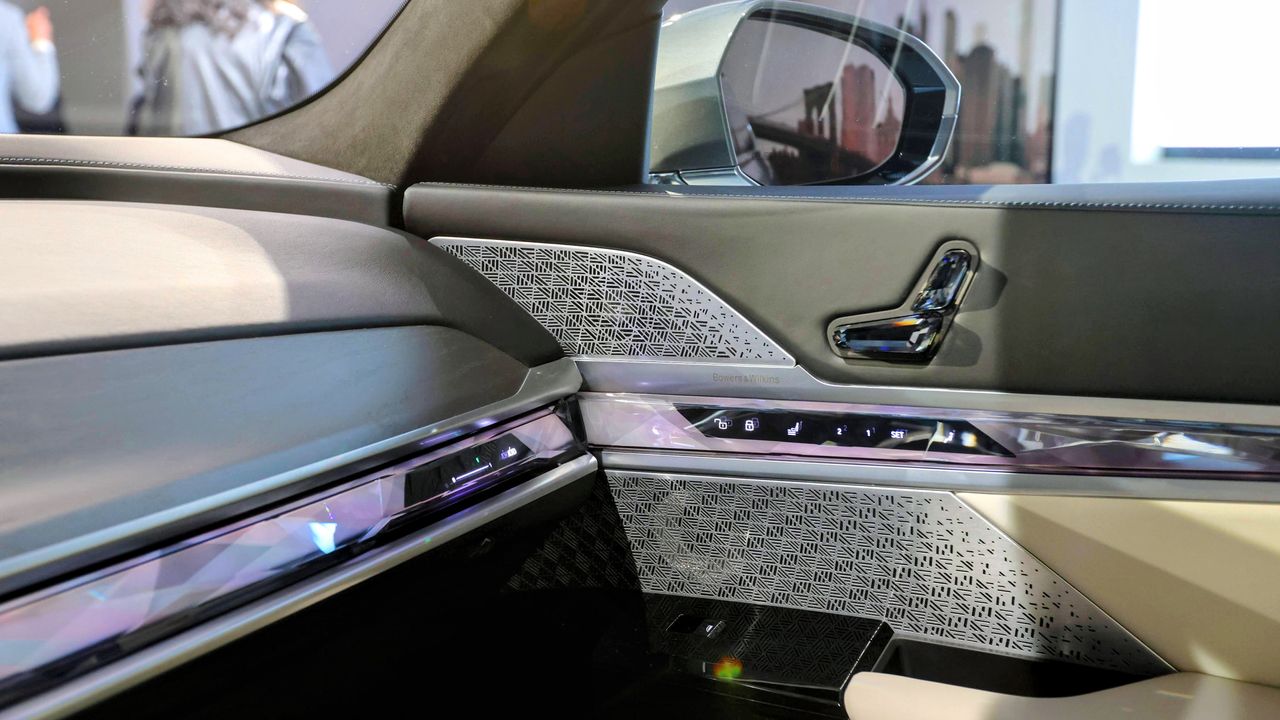 Clsoe-up of interaction bar of controls wrapping the dash and door