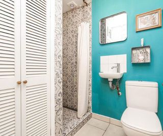 turquoise shower room