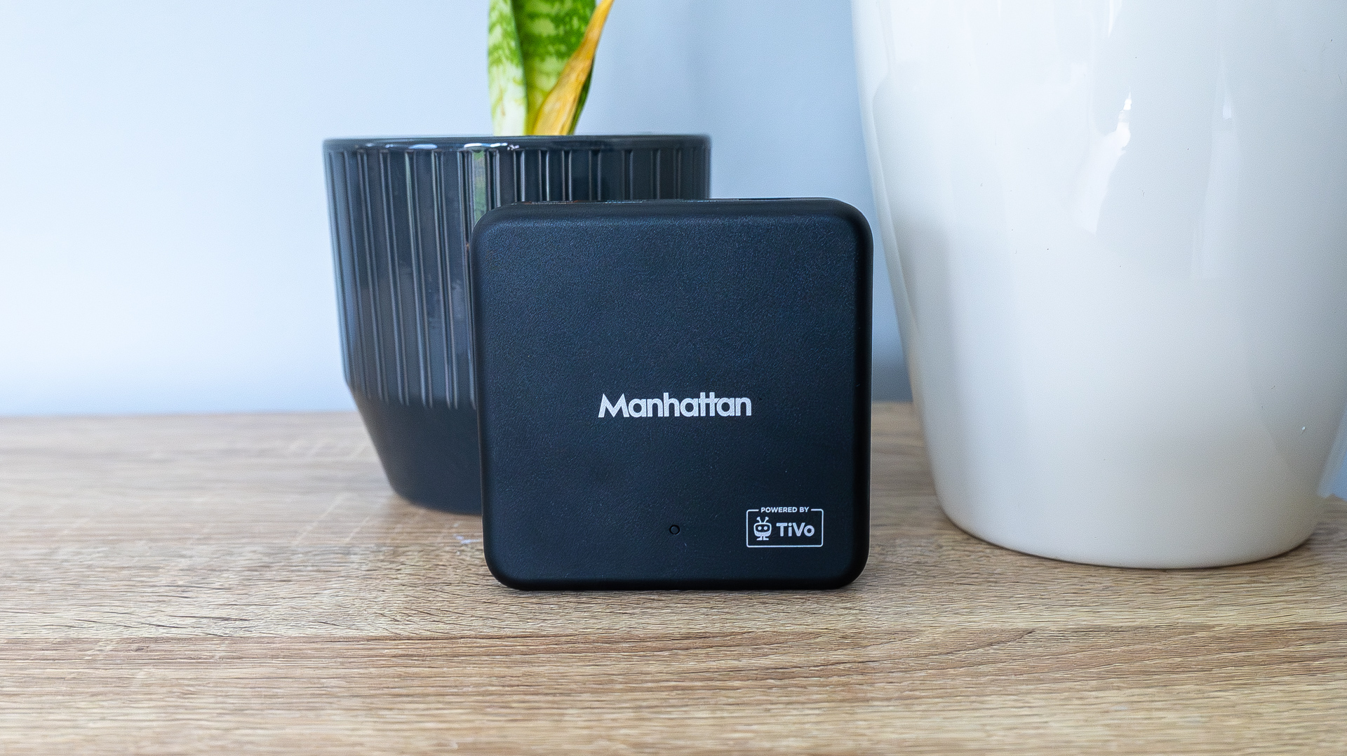 Manhattan Aero 4K TV Streamer with Freely box &amp;ndash; review images for T3