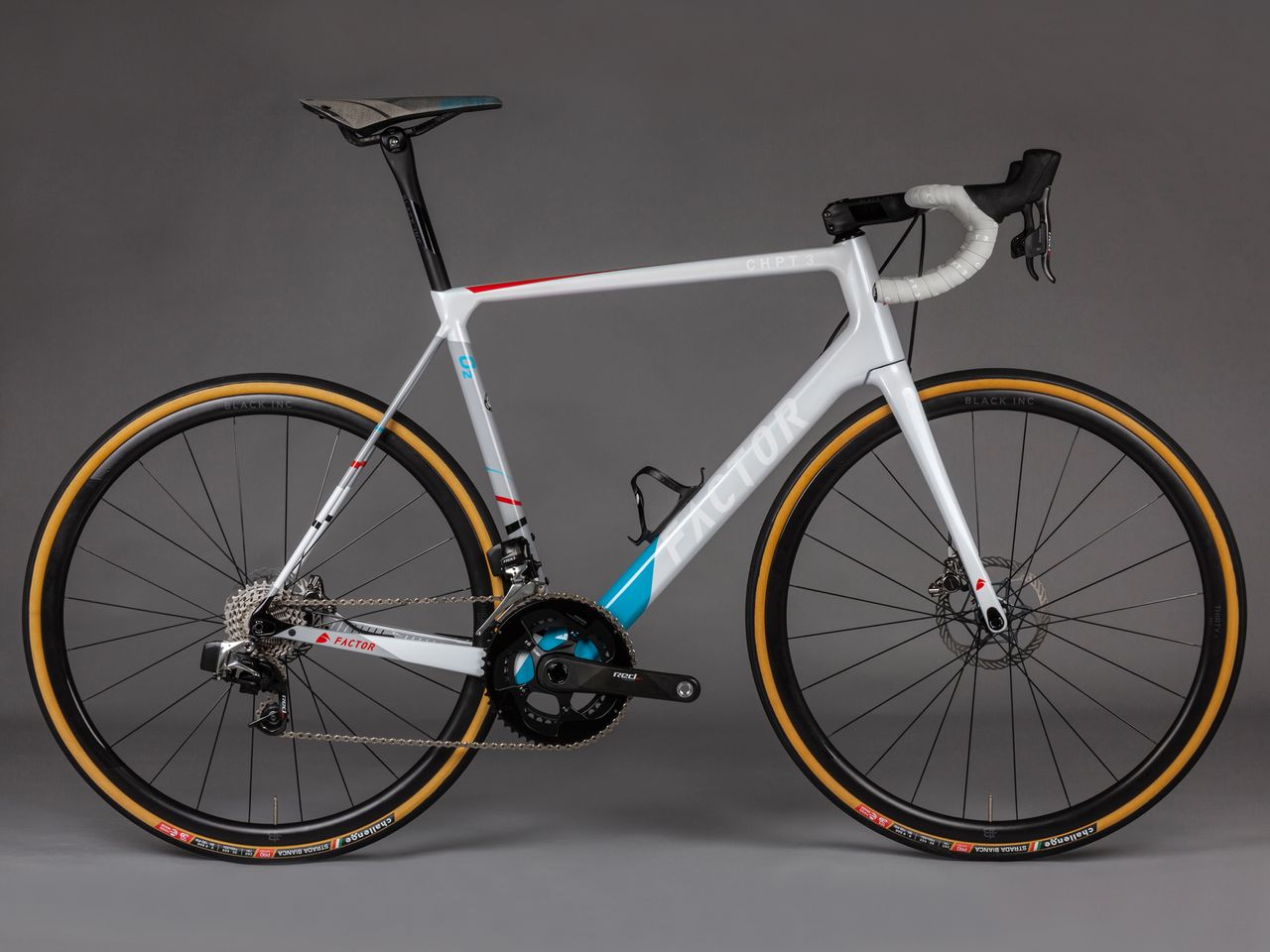 The Factor O2 ONEMORELAP is also available as a disc version frameset