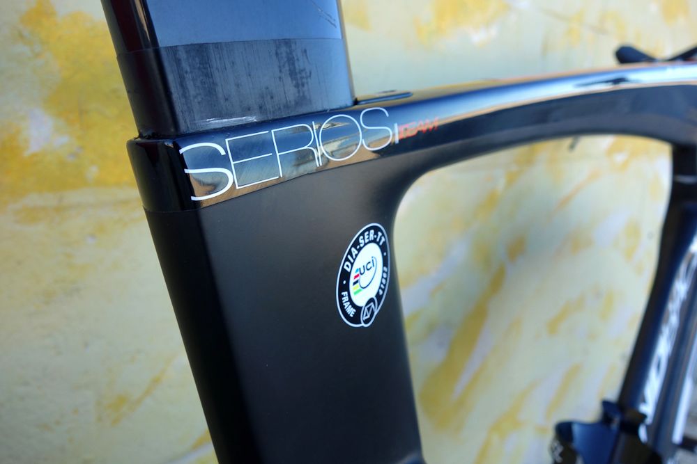 The sturdy aero seat post on McNulty's Diamondback Serios