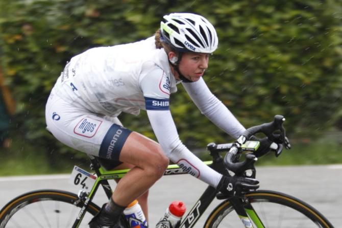 Willeke Knol (Argos-Shimano) concentrates on the descent