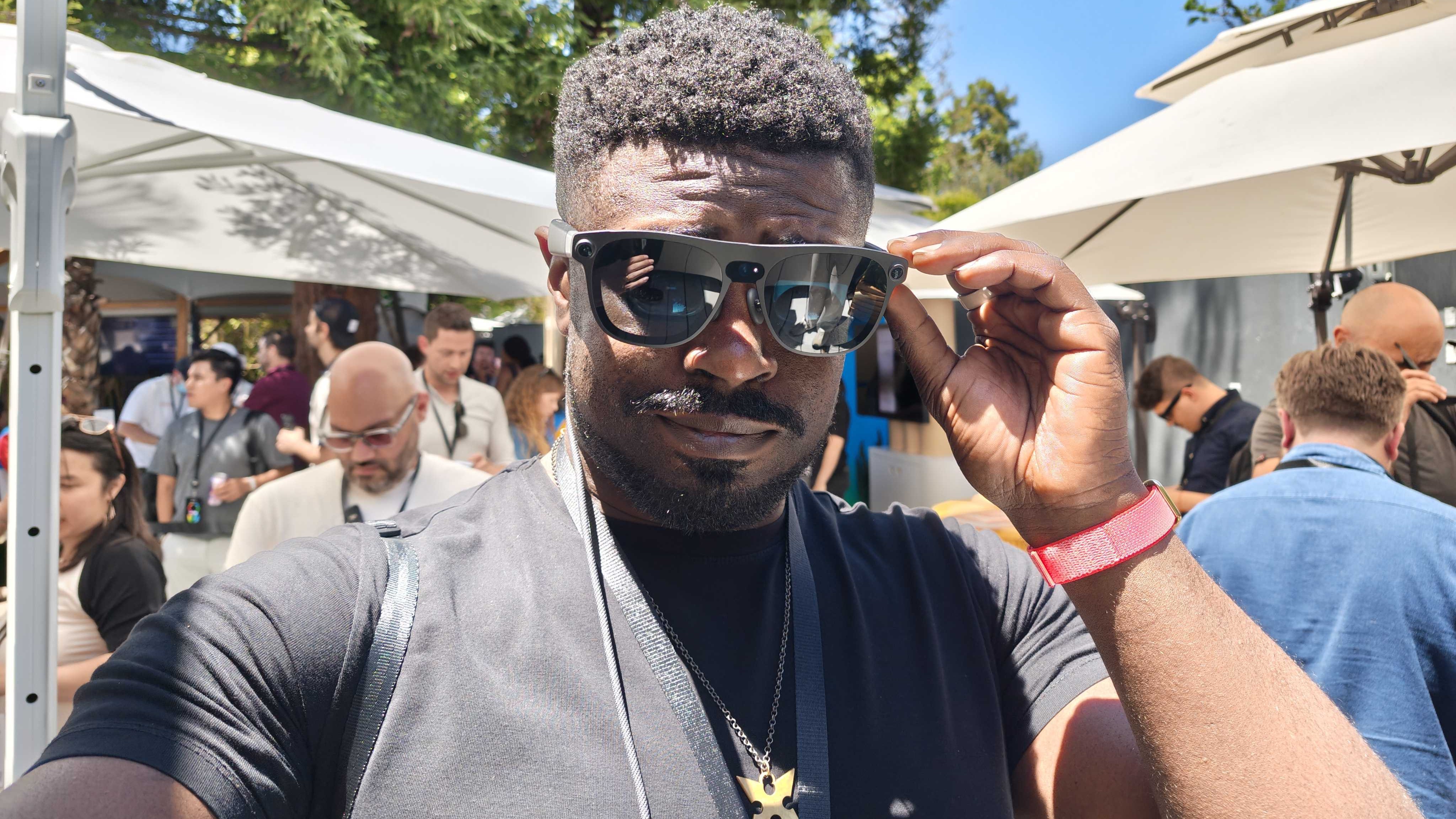 Wearing the Xreal Project Aura glasses