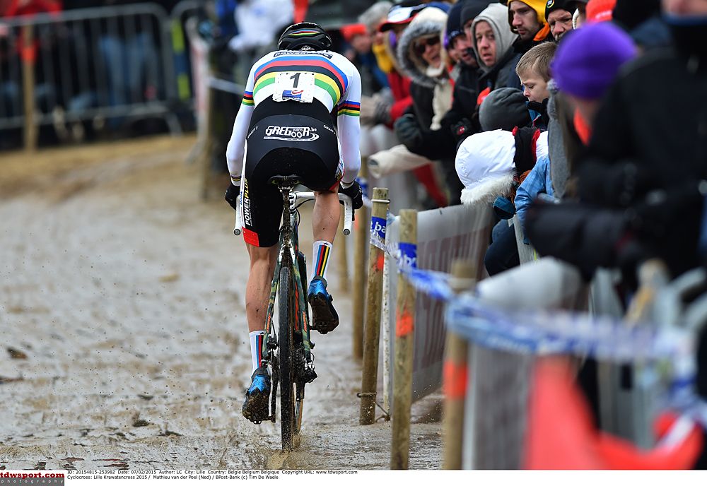 Mathieu Van der Poel (BKCP-Powerplus) in the sand