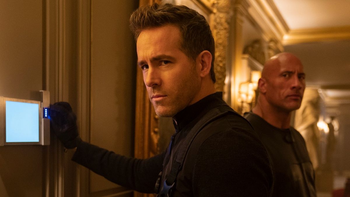 Red Notice: The Funny (But Not Funny) Way Ryan Reynolds 'Wasted Millions'  Of Netflix's Budget | Cinemablend