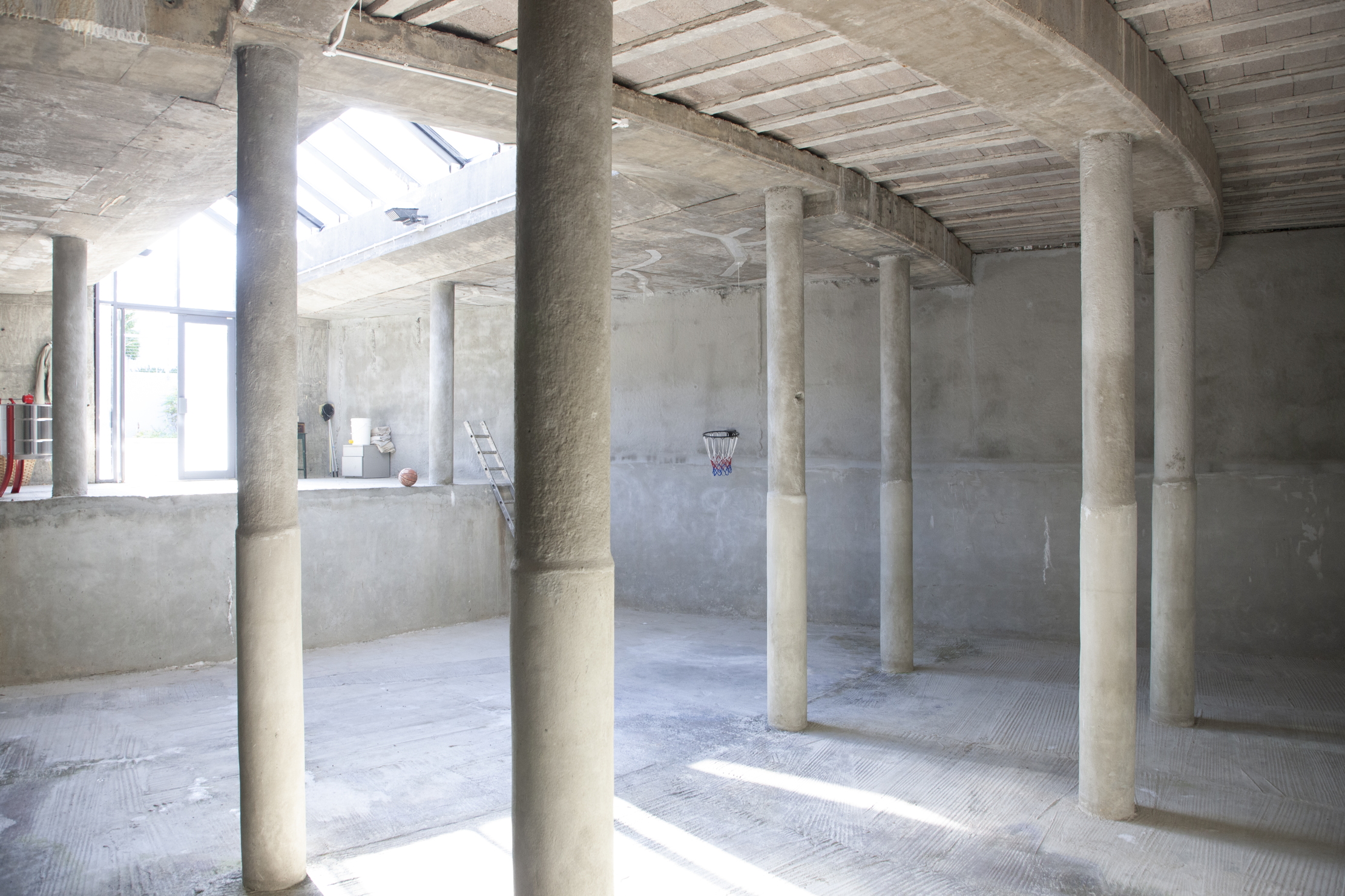 Images of the Modernist miracle that is Rotunda in Bushy Park