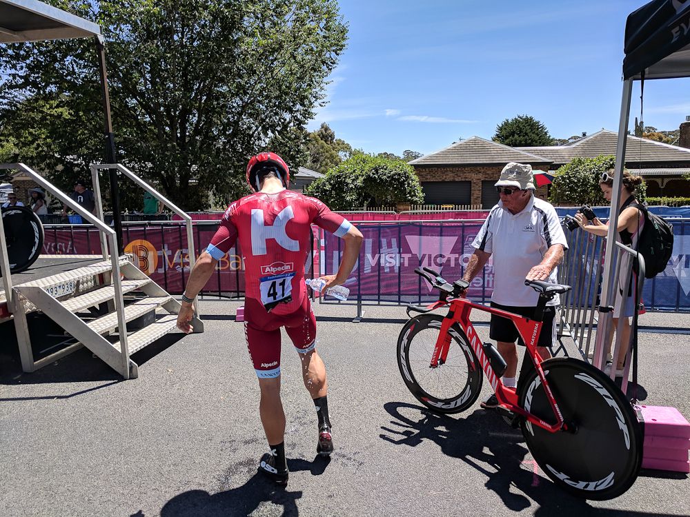 Nathan Haas cools off ahead of setting off