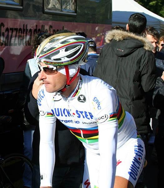 Paolo Bettini (Quick Step - Davitamon) is looking to emulate Alfredo Binda by taking three wins in succession
