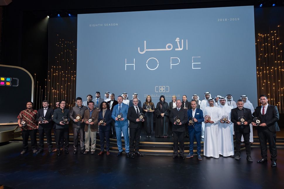 Malaysian photographer grabs 120,000 HIPA grand prize with image of Hope Digital Camera World